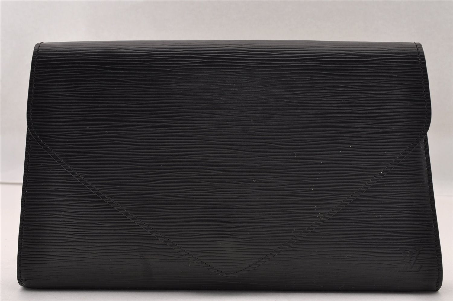 Authentic Louis Vuitton Epi Arts Deco Clutch Hand Bag Black M52632 LV 2341I