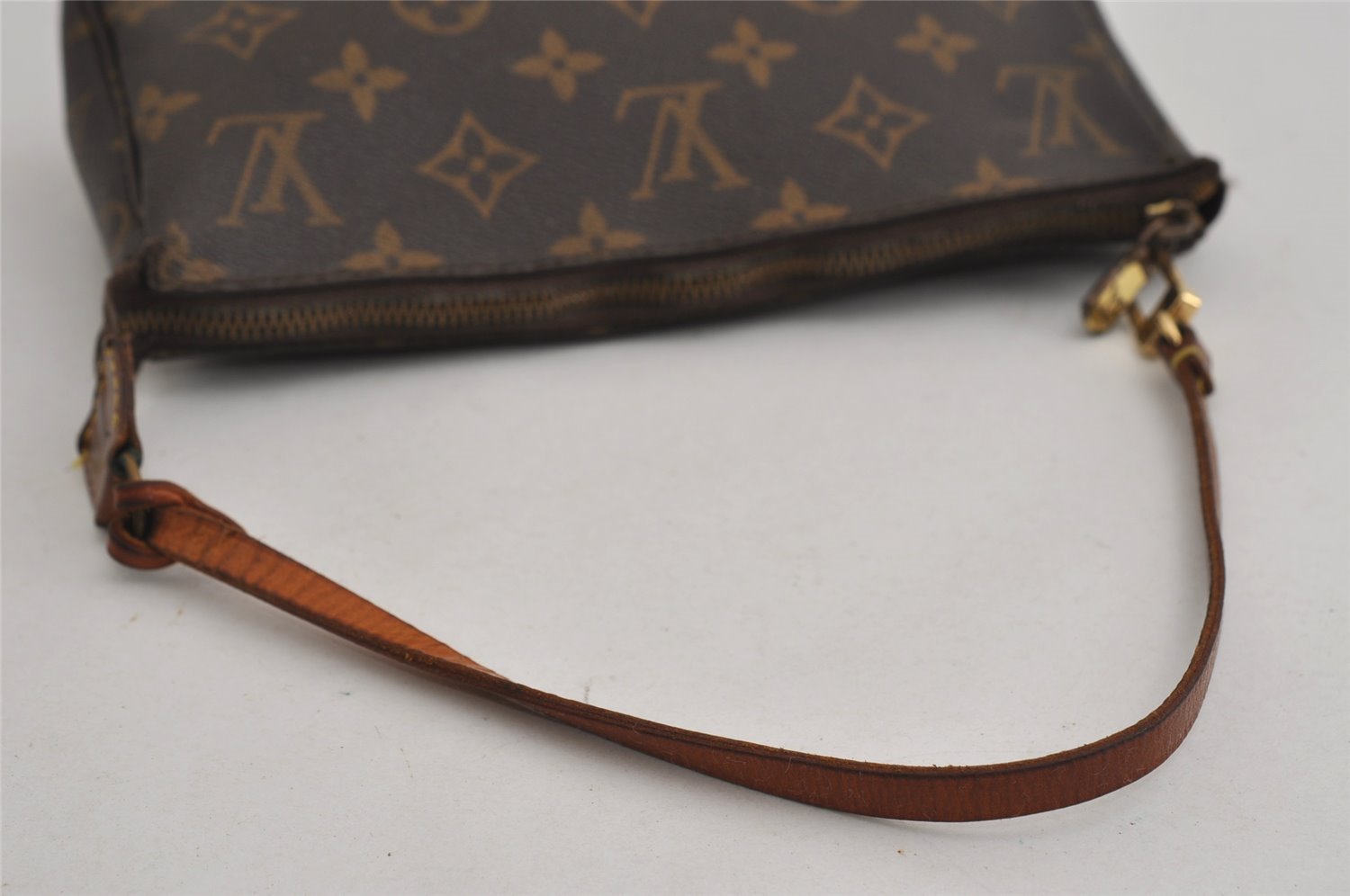 Authentic Louis Vuitton Monogram Pochette Accessoires Pouch M51980 LV 2347I