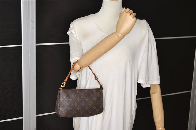 Authentic Louis Vuitton Monogram Pochette Accessoires Pouch M51980 LV 2353F