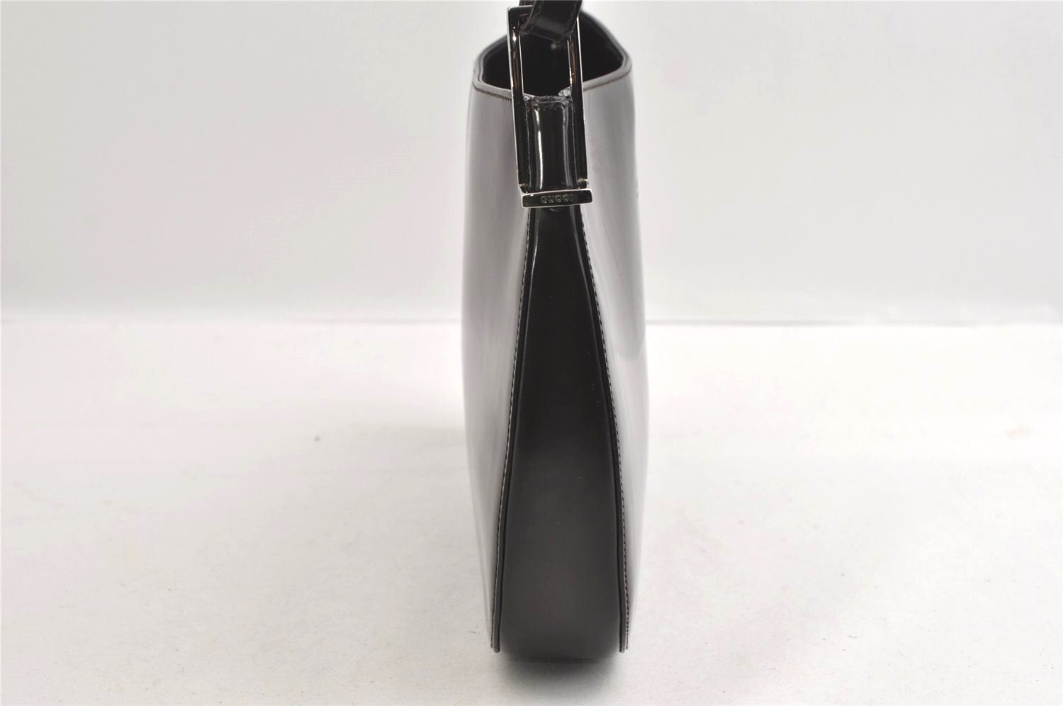 Authentic GUCCI Vintage Shoulder Bag Purse Leather 0013193 Brown 2354I