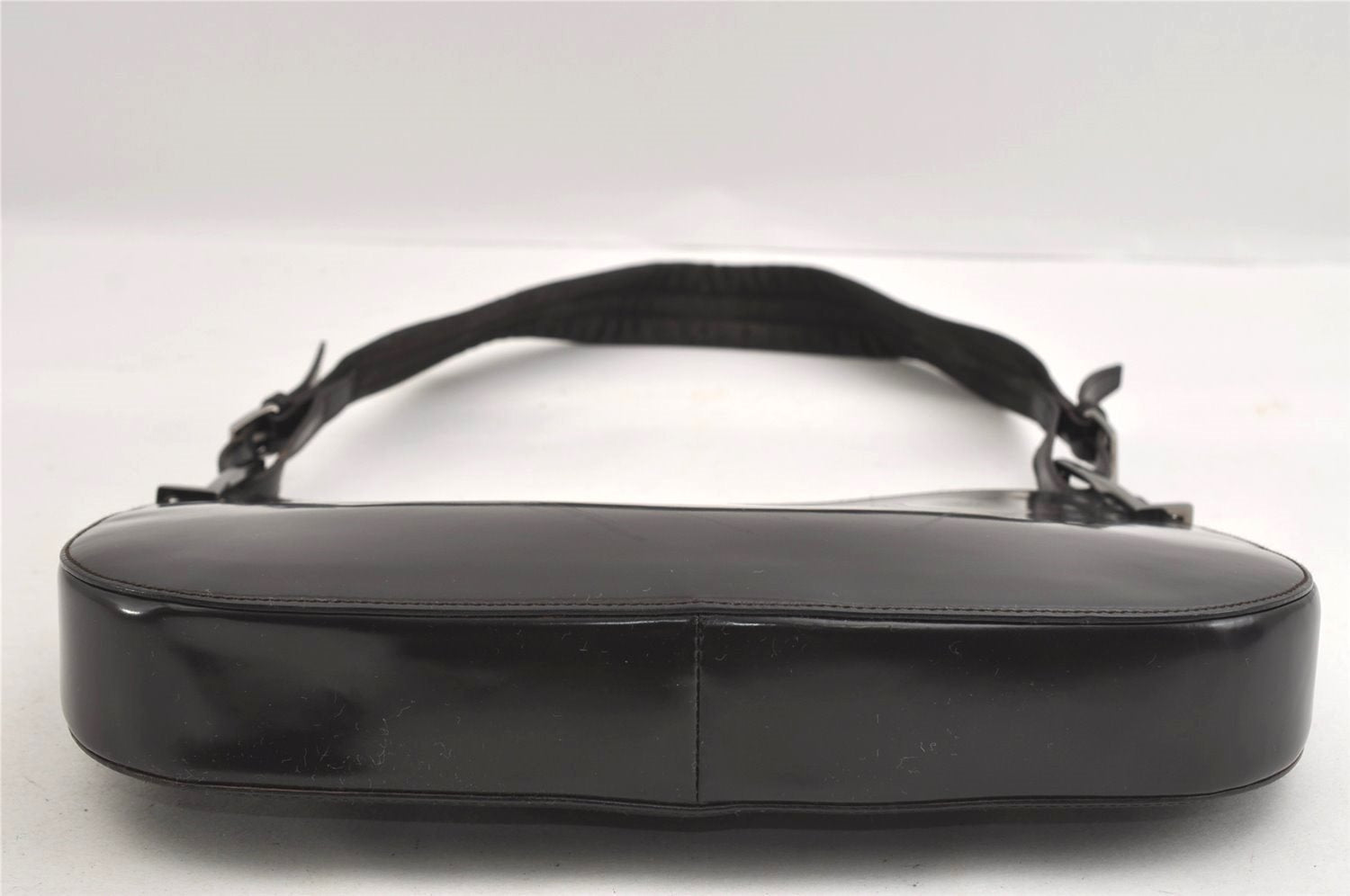 Authentic GUCCI Vintage Shoulder Bag Purse Leather 0013193 Brown 2354I