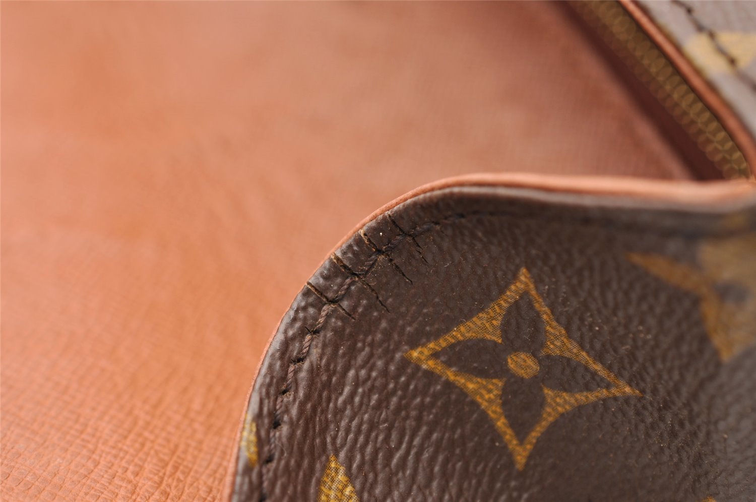 Authentic Louis Vuitton Monogram Saint Cloud GM M51242 Shoulder Cross Bag 2358I