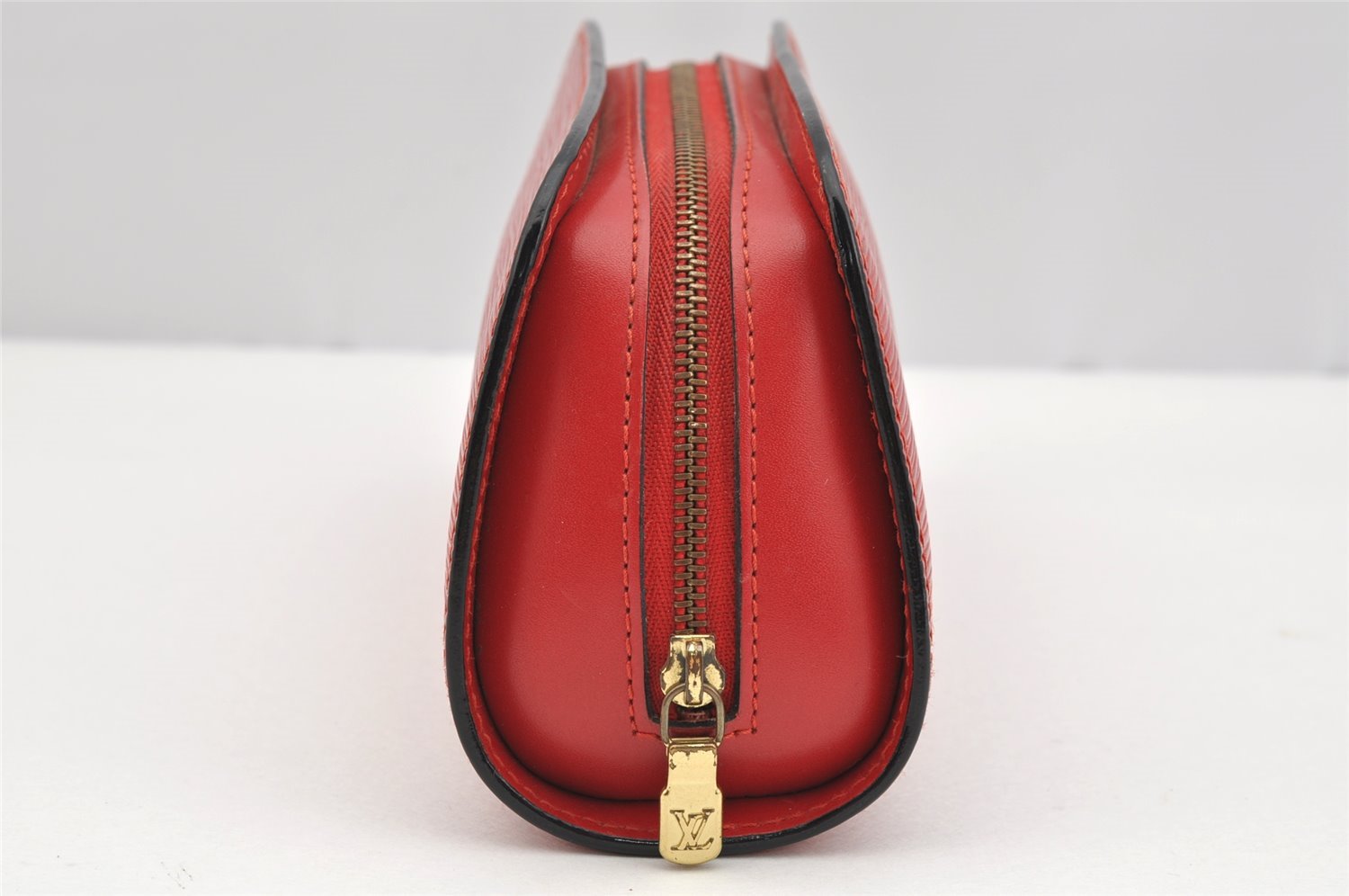 Authentic Louis Vuitton Epi Dauphine Cosmetic Pouch Red M48447 LV 2368I