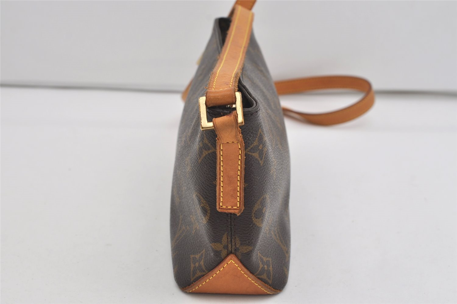 Authentic Louis Vuitton Monogram Trotteur Shoulder Cross Bag M51240 LV 2373I