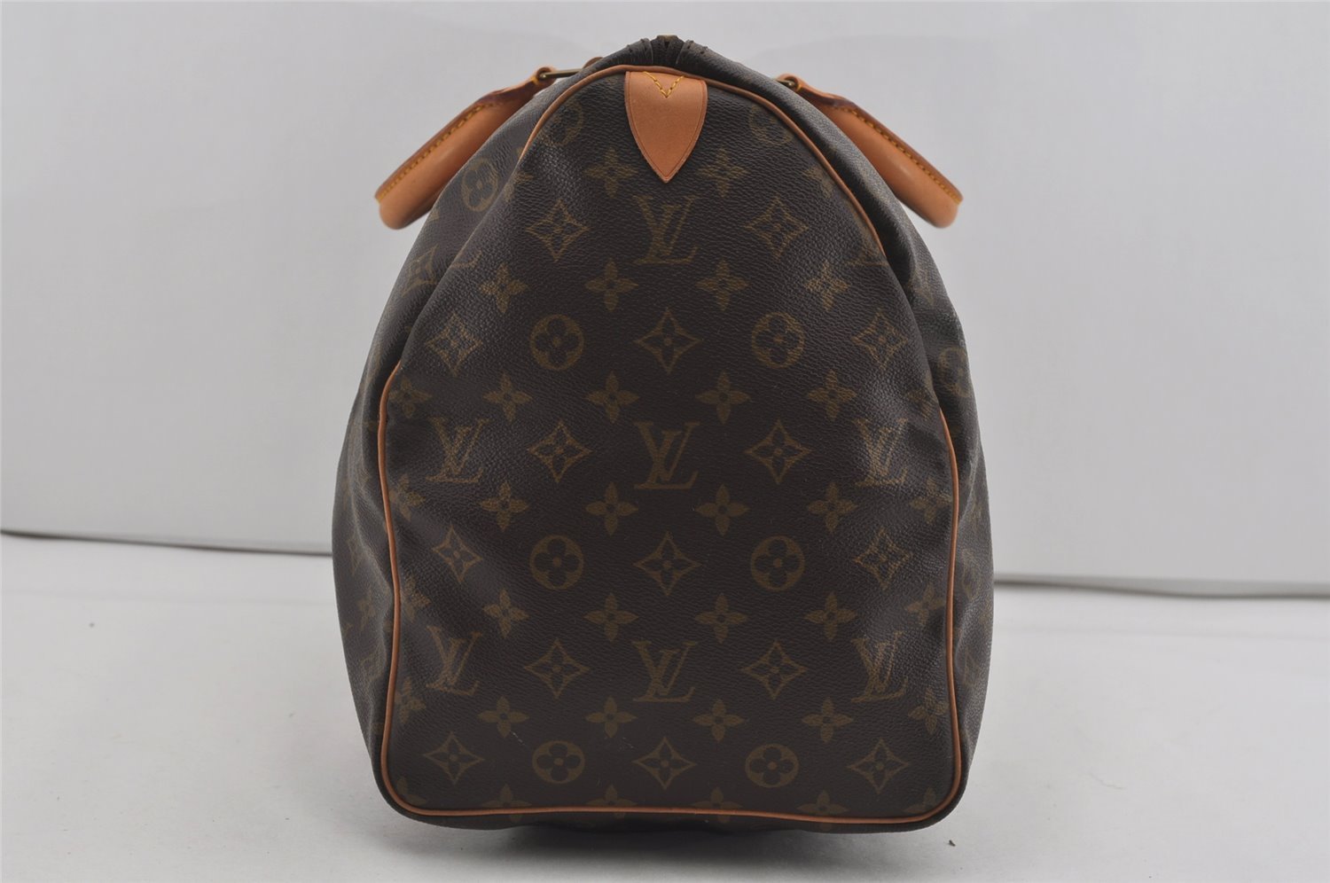 Authentic Louis Vuitton Monogram Keepall 50 Travel Boston Bag M41426 LV 2378I