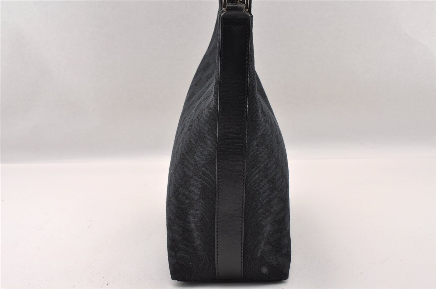 Authentic GUCCI Shoulder Hand Bag Purse GG Canvas Leather 0000602 Black 2384I