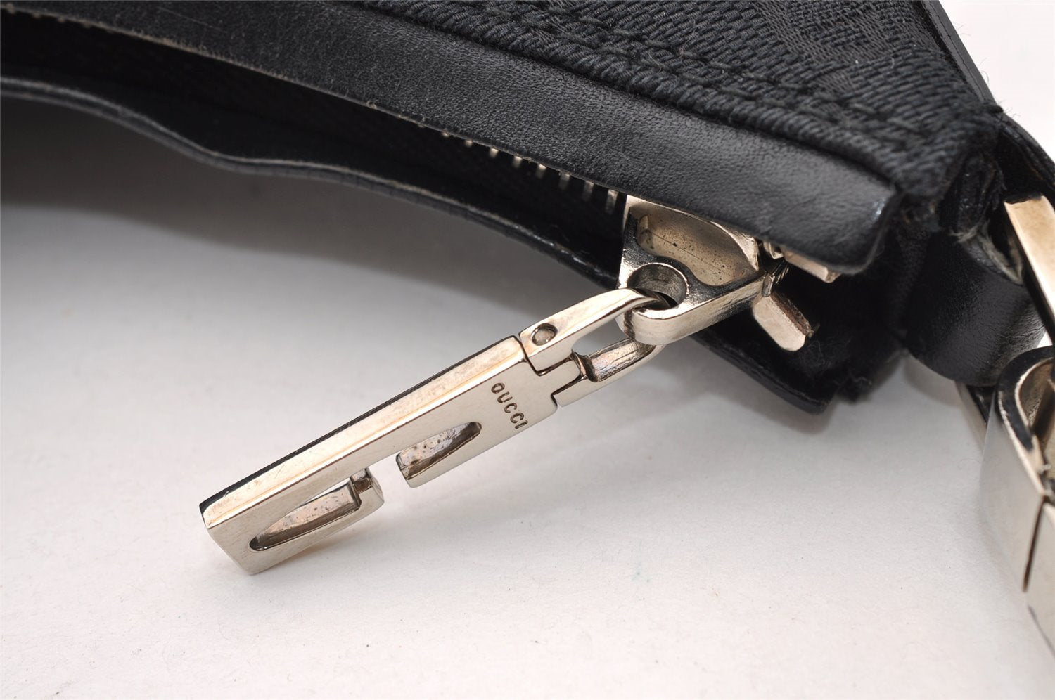 Authentic GUCCI Shoulder Hand Bag Purse GG Canvas Leather 0000602 Black 2384I
