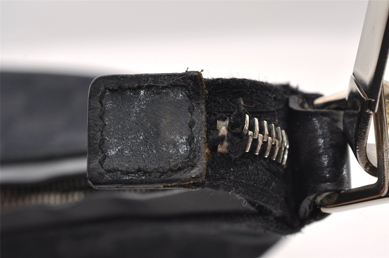 Authentic GUCCI Shoulder Hand Bag Purse GG Canvas Leather 0000602 Black 2384I