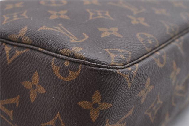 Auth Louis Vuitton Monogram Trousse Toilette 28 Clutch Hand Bag M47522 LV 2392D