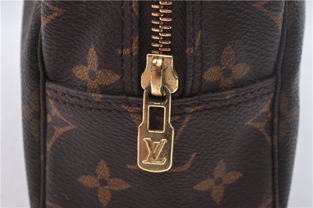 Auth Louis Vuitton Monogram Trousse Toilette 28 Clutch Hand Bag M47522 LV 2392D