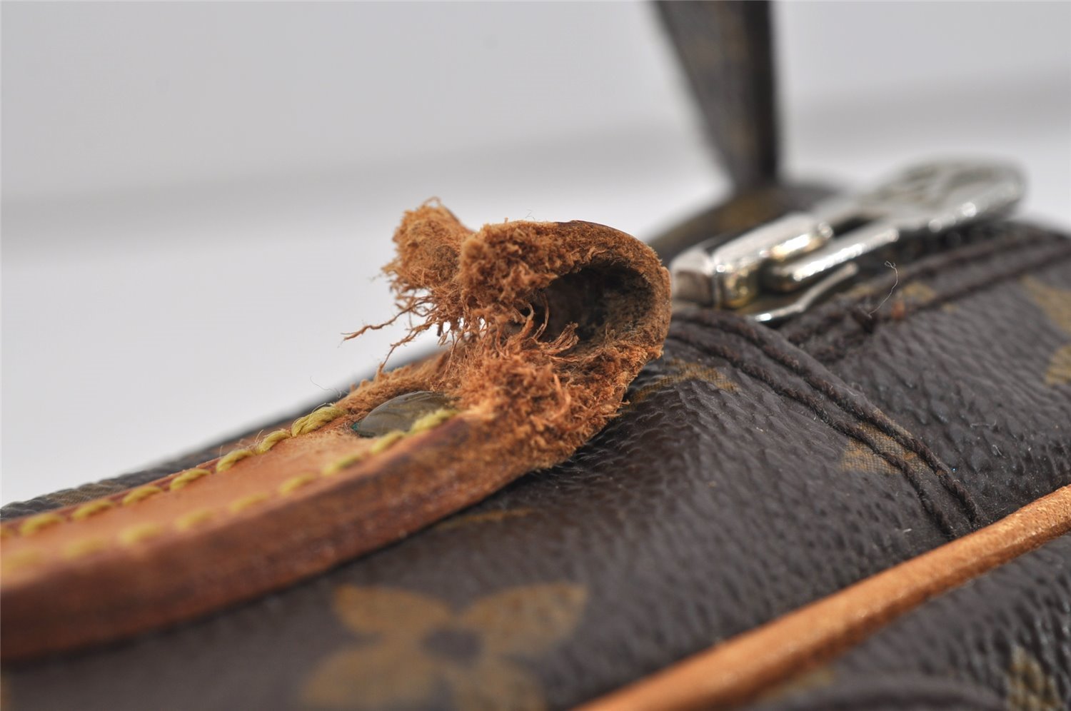 Authentic Louis Vuitton Monogram Amazone Shoulder Cross Bag M45236 LV Junk 2394I