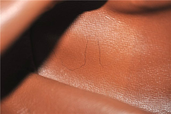 Authentic Louis Vuitton Monogram Papillon 30 Hand Bag Old Model LV 2413F