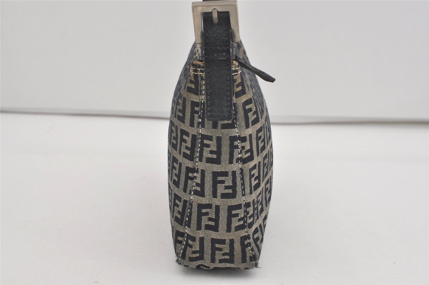 Authentic FENDI Zucchino Shoulder Hand Bag Purse Canvas Leather Navy Blue 2417I