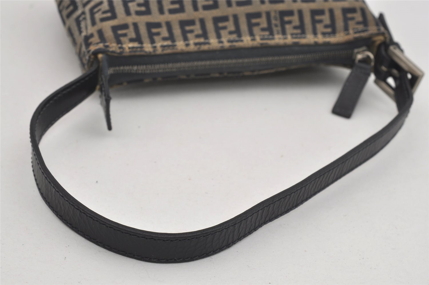 Authentic FENDI Zucchino Shoulder Hand Bag Purse Canvas Leather Navy Blue 2417I