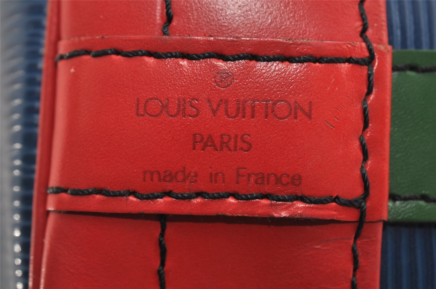 Auth Louis Vuitton Epi Noe Tricolor Blue Red Green M44082 Drawstring Bag 2421I