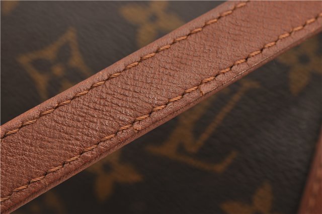 Authentic Louis Vuitton Monogram Papillon 30 Hand Bag Old Model LV 2423F