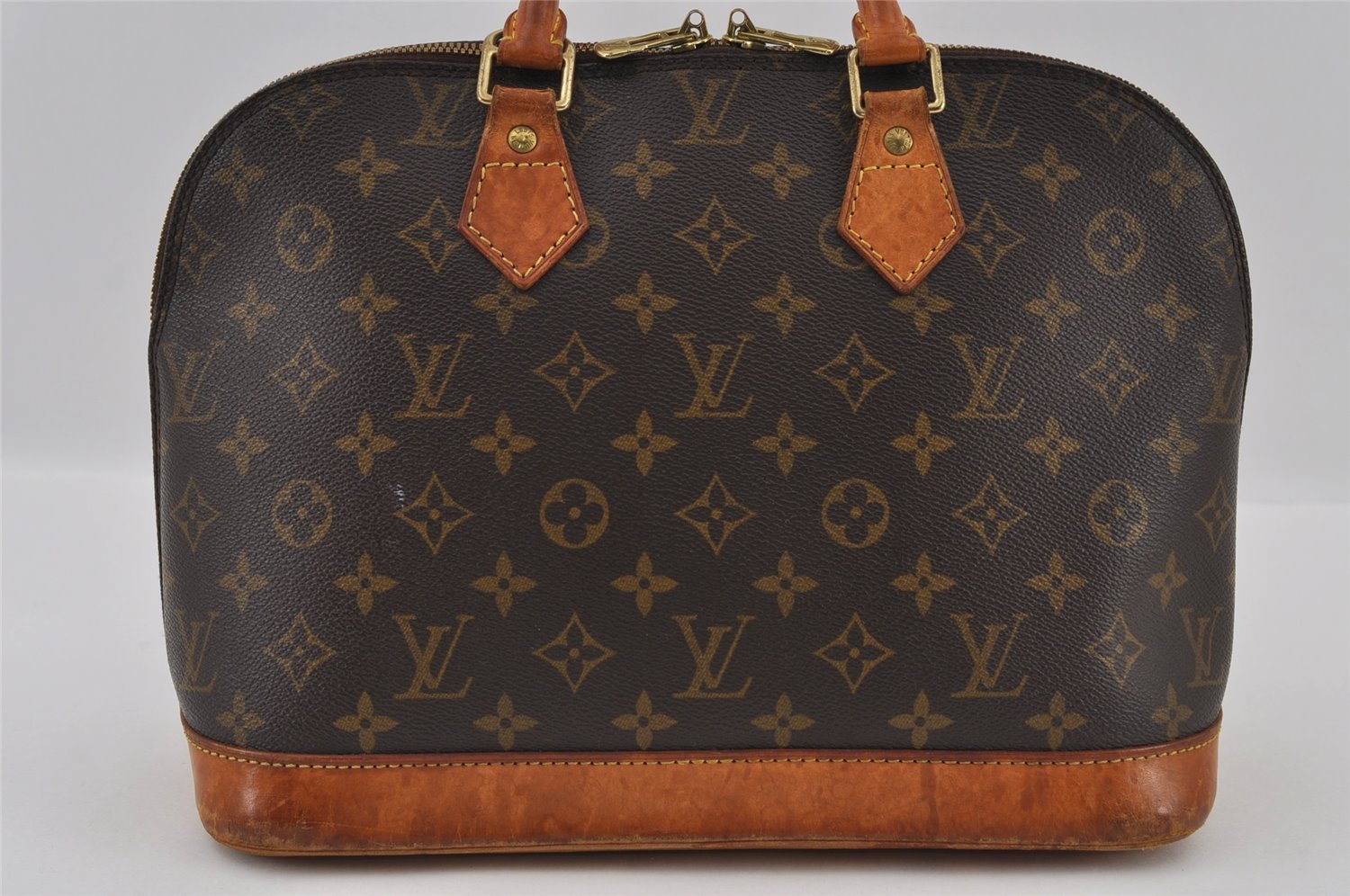 Authentic Louis Vuitton Monogram Alma Hand Bag Purse M51130 LV 2438I