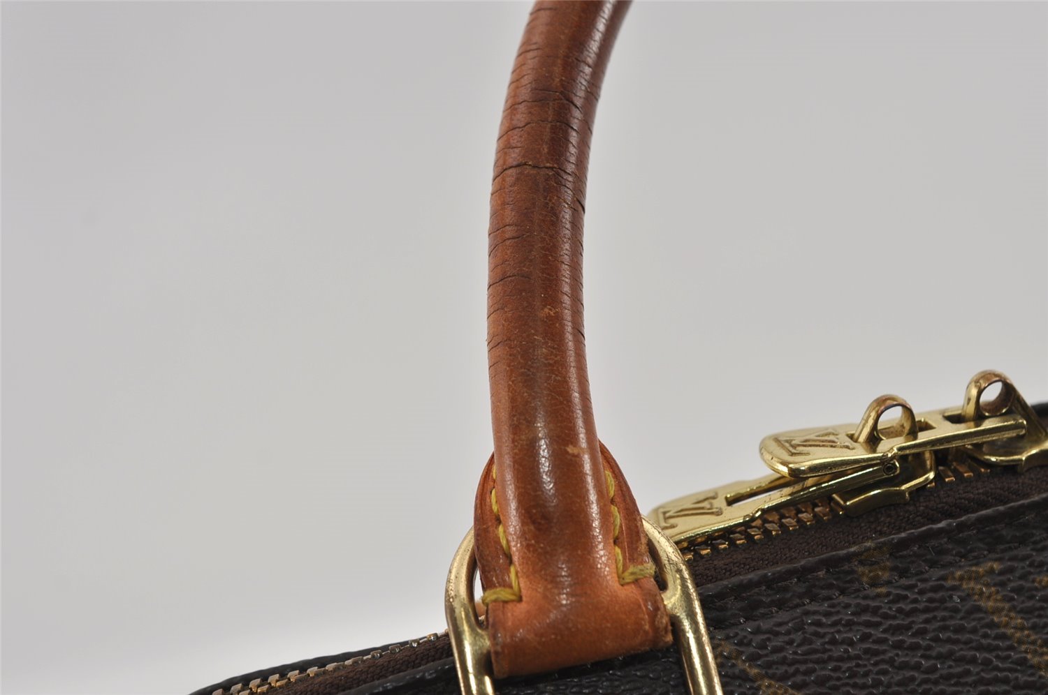 Authentic Louis Vuitton Monogram Alma Hand Bag Purse M51130 LV 2438I