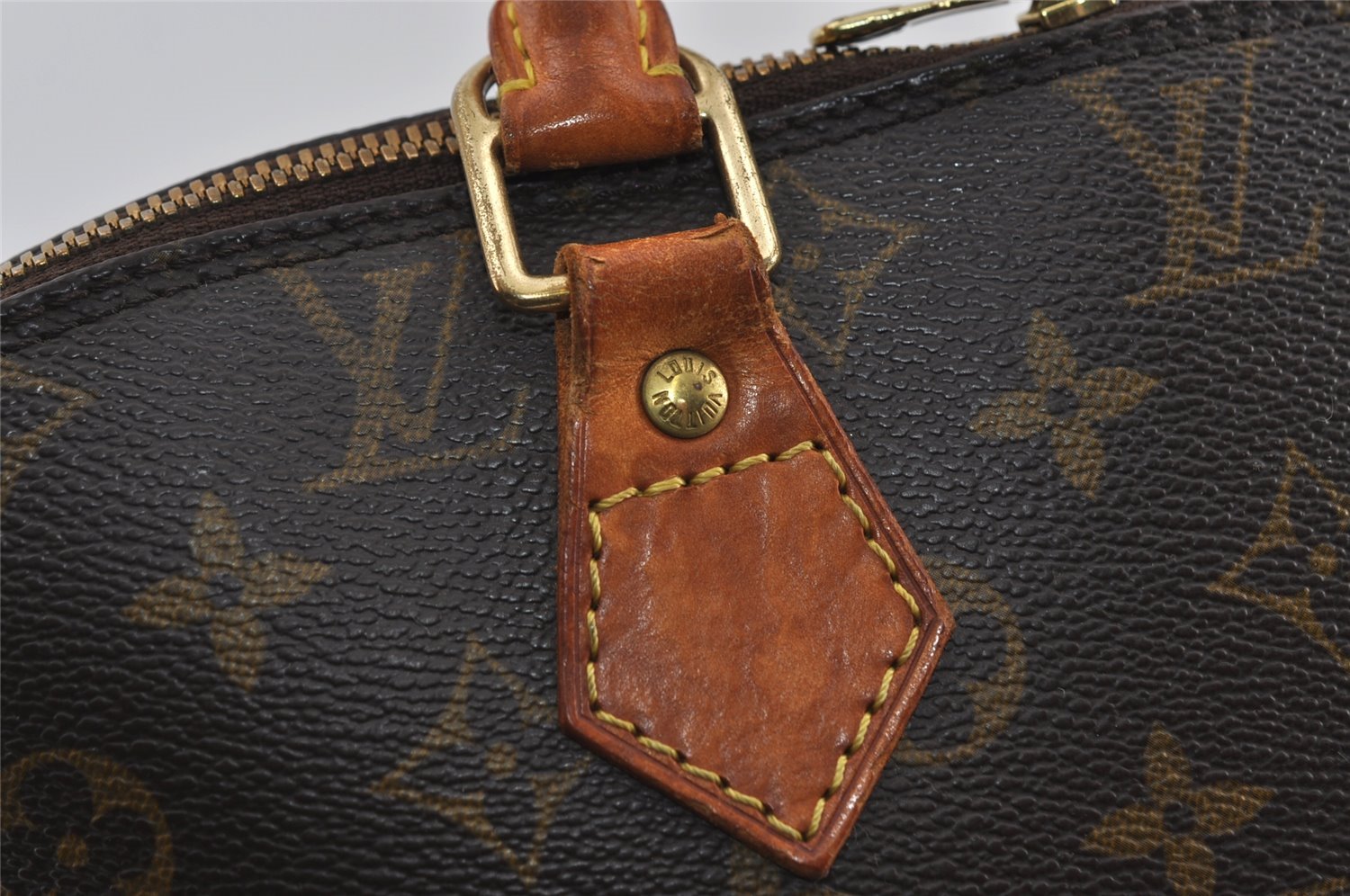 Authentic Louis Vuitton Monogram Alma Hand Bag Purse M51130 LV 2438I