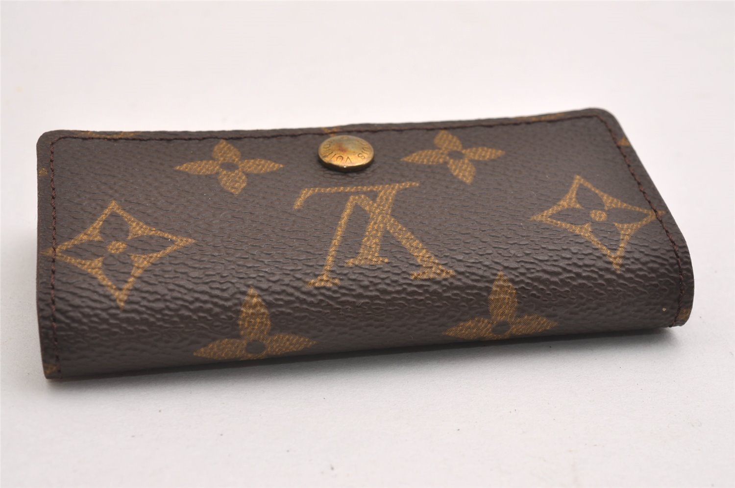 Authentic Louis Vuitton Monogram Multicles 4 Four Hooks Key Case M62631 LV 2454I