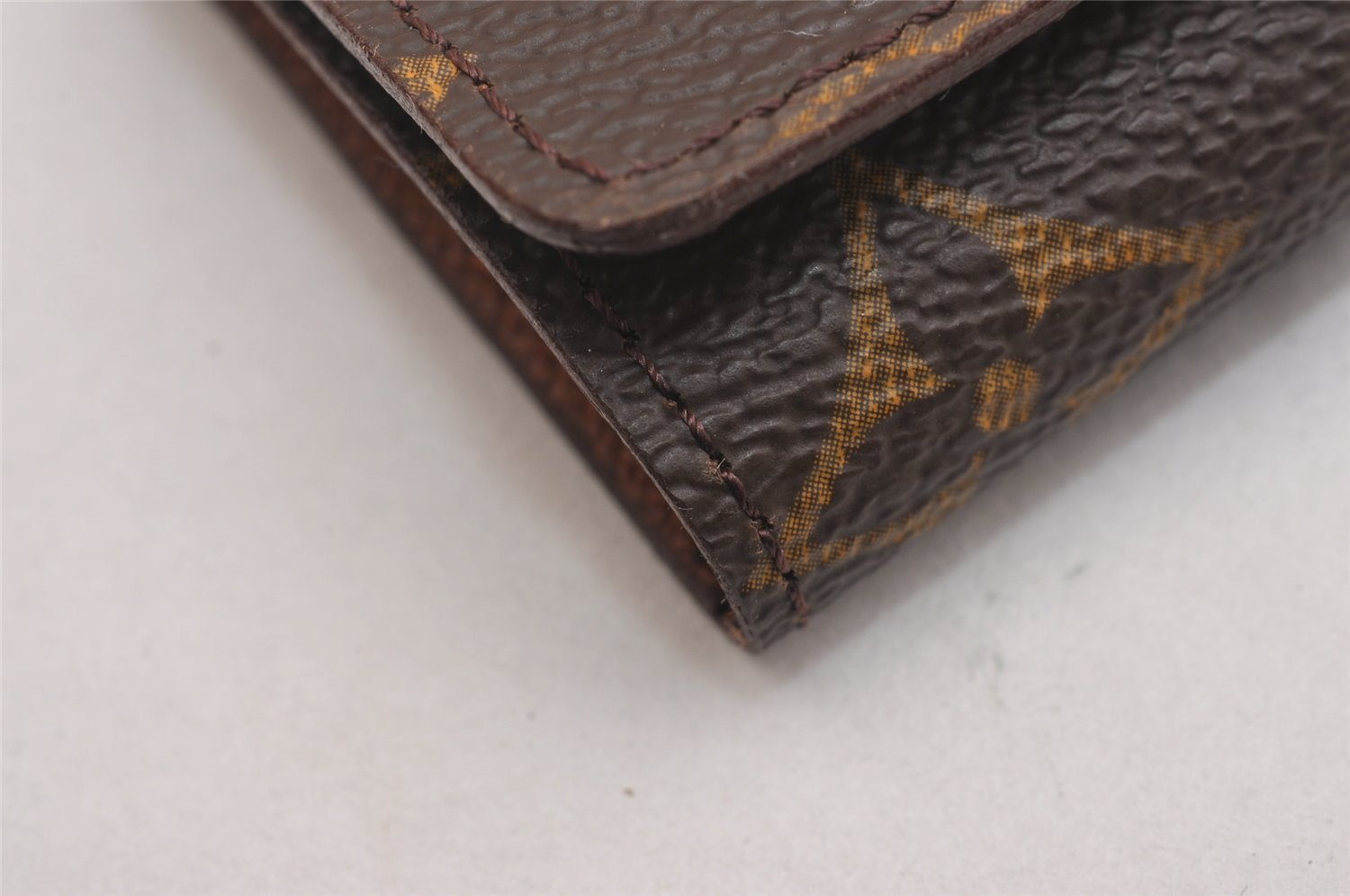 Authentic Louis Vuitton Monogram Multicles 4 Four Hooks Key Case M62631 LV 2454I