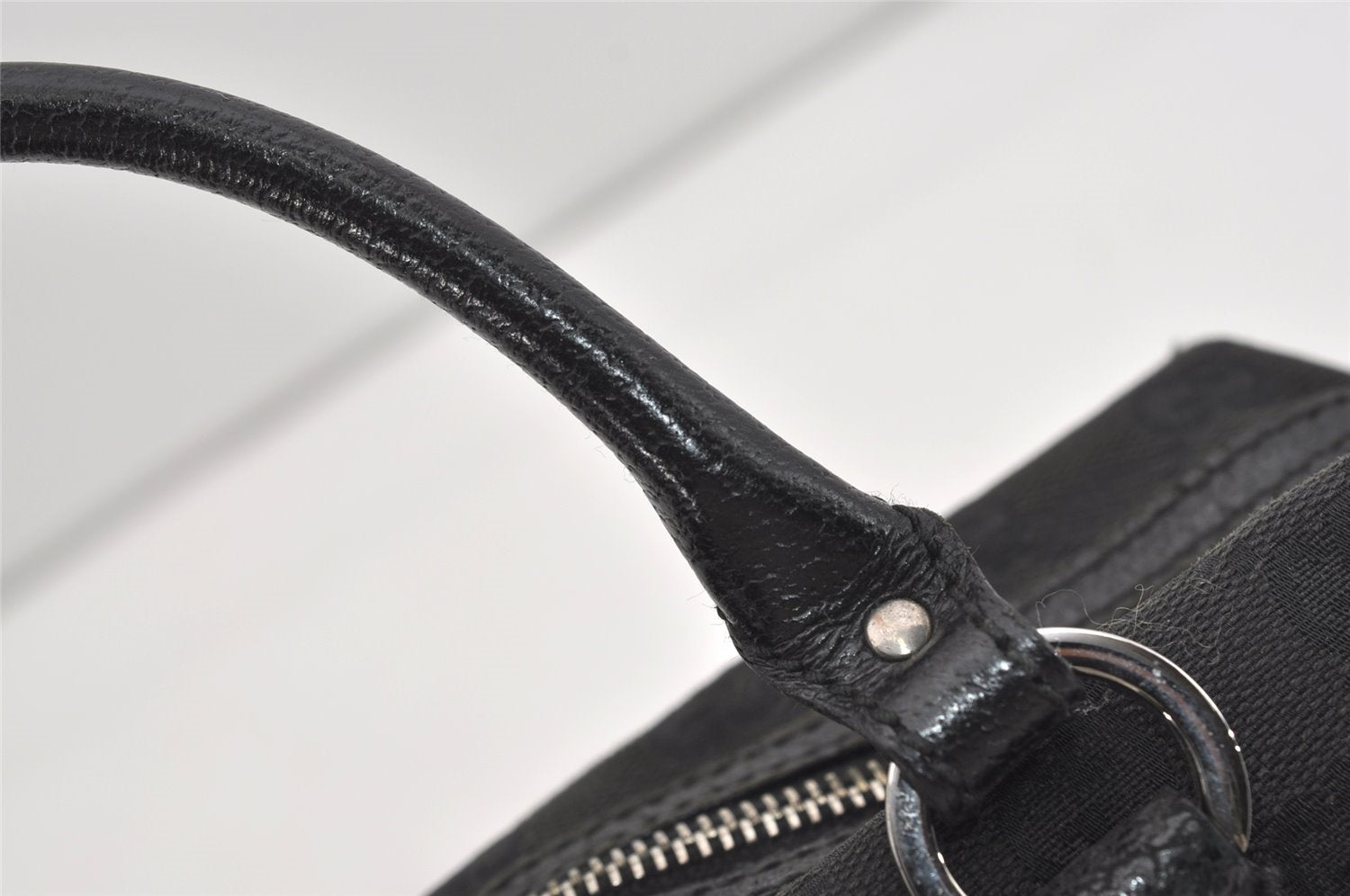 Authentic GUCCI Vintage Hand Bag Purse GG Canvas Leather 113010 Black 2456I