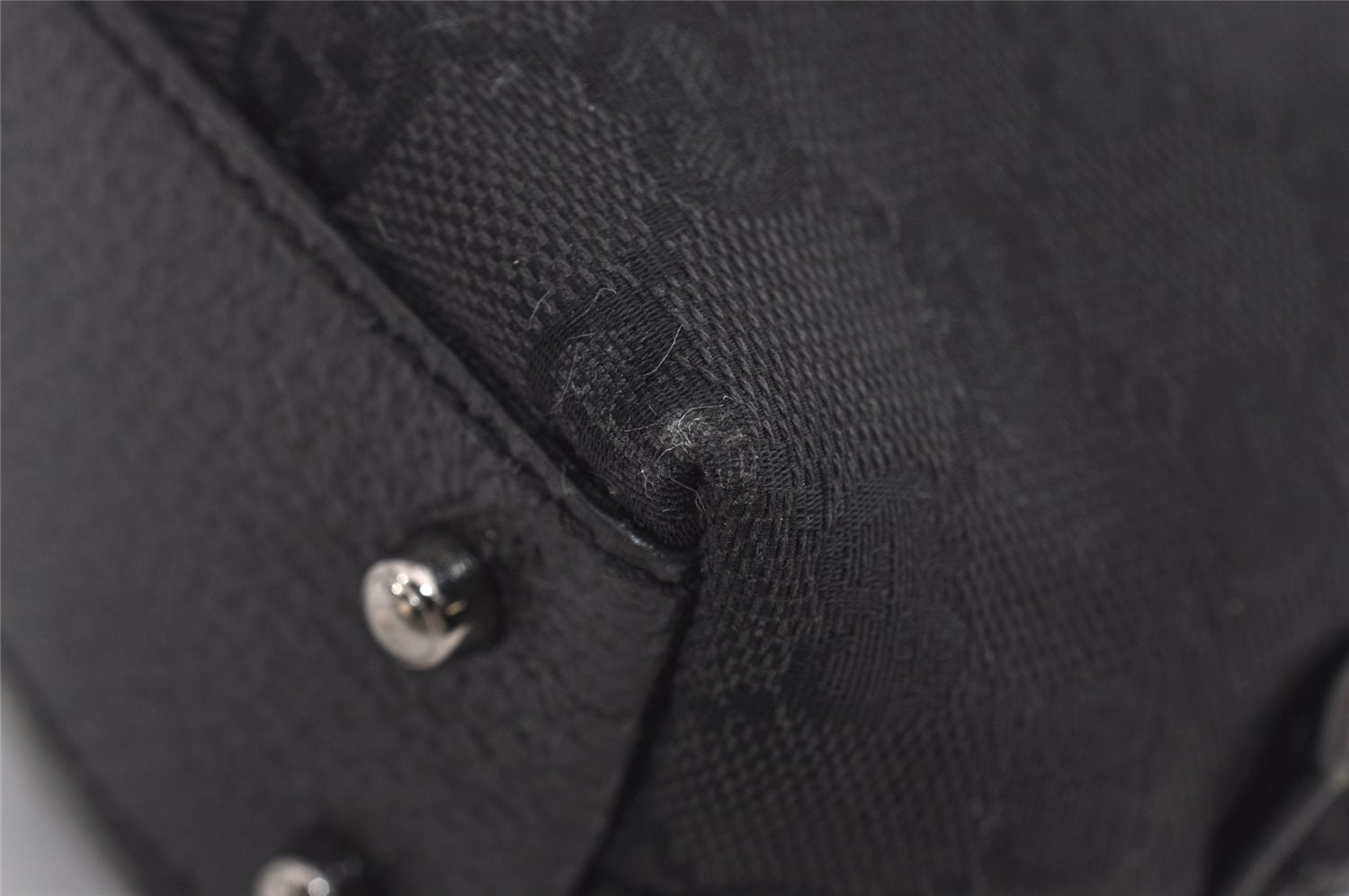 Authentic GUCCI Vintage Hand Bag Purse GG Canvas Leather 113010 Black 2456I