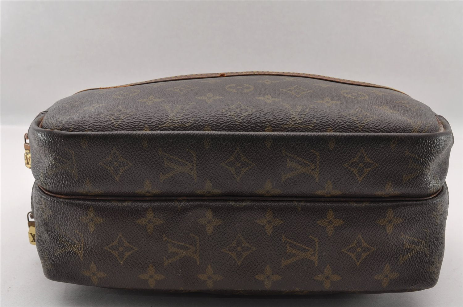 Authentic Louis Vuitton Monogram Reporter PM Shoulder Cross Bag M45254 LV 2484I