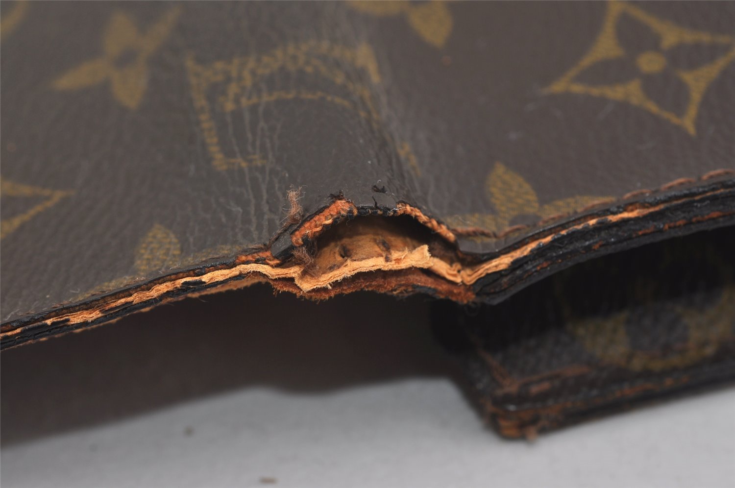 Authentic Louis Vuitton Monogram Poche Ministre Document Case Old Model LV 2485I