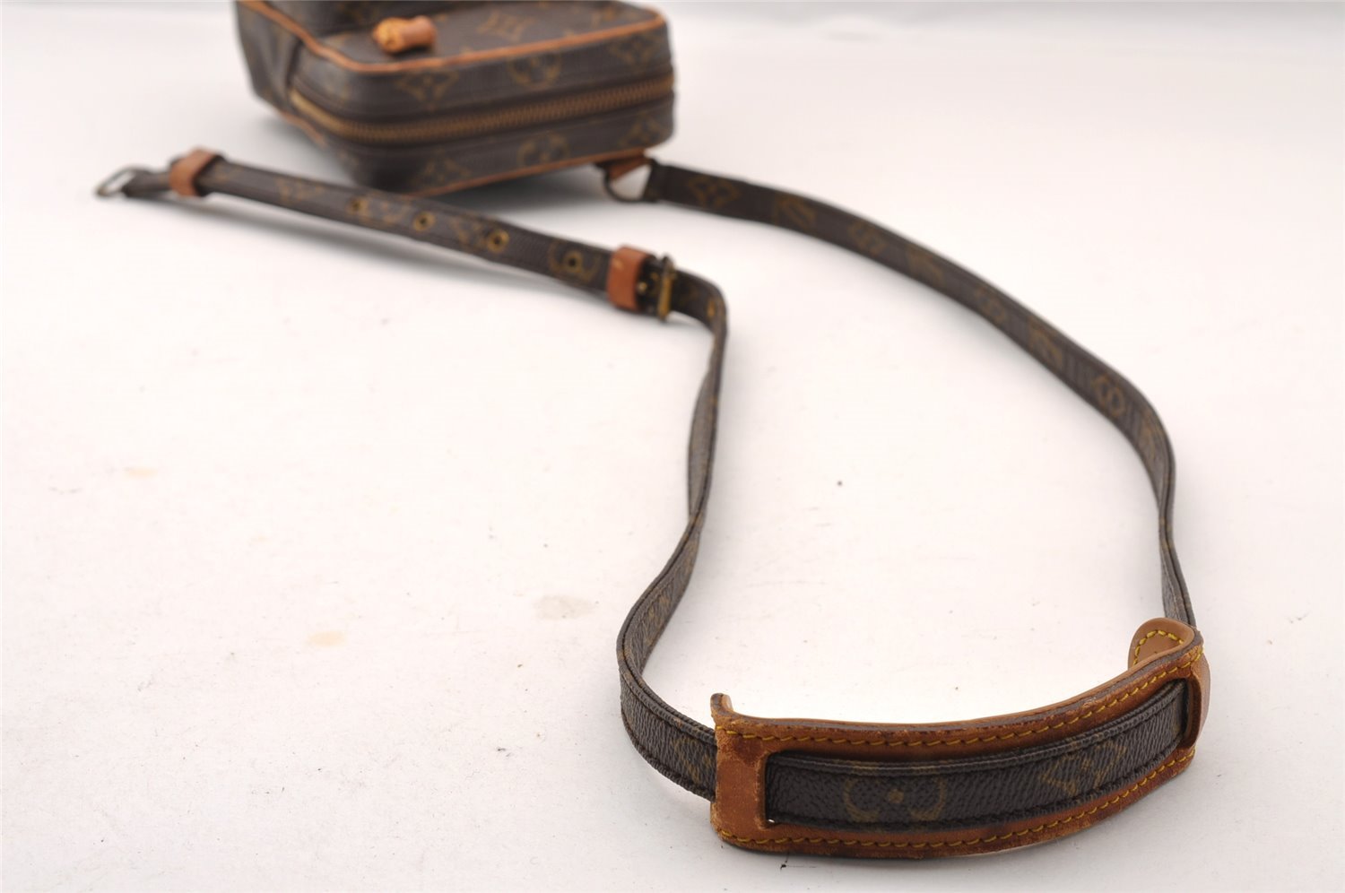 Authentic Louis Vuitton Monogram Mini Amazone Shoulder Bag M45238 Junk 2486I