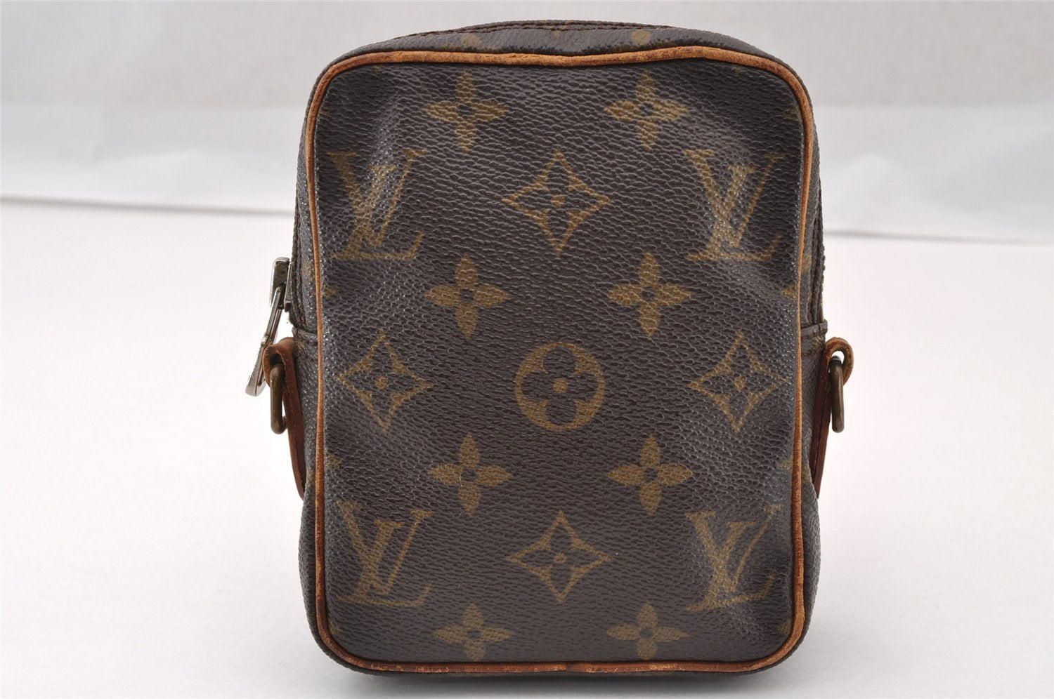 Auth Louis Vuitton Monogram Mini Poche Danube Shoulder Bag M45268 LV Junk 2487I