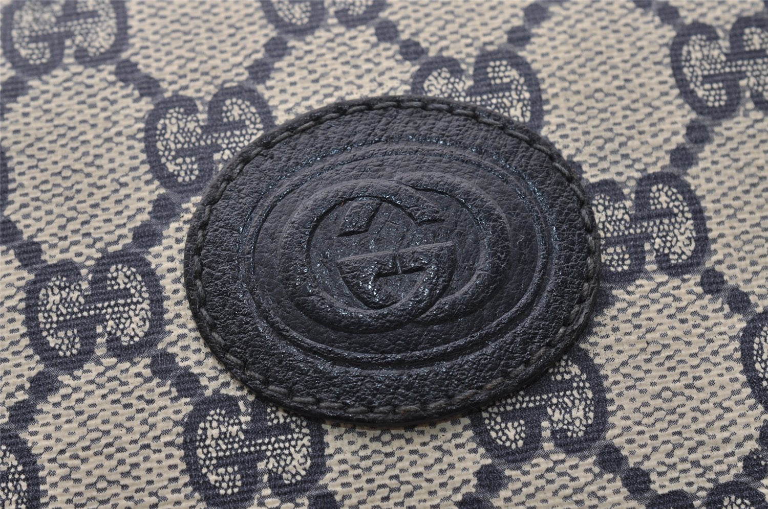 Authentic GUCCI Shoulder Cross Body Bag GG PVC Leather Navy Blue Junk 2488I