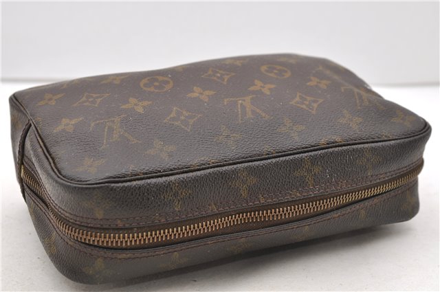 Auth Louis Vuitton Monogram Trousse Toilette 23 Clutch Hand Bag M47524 LV 2489D