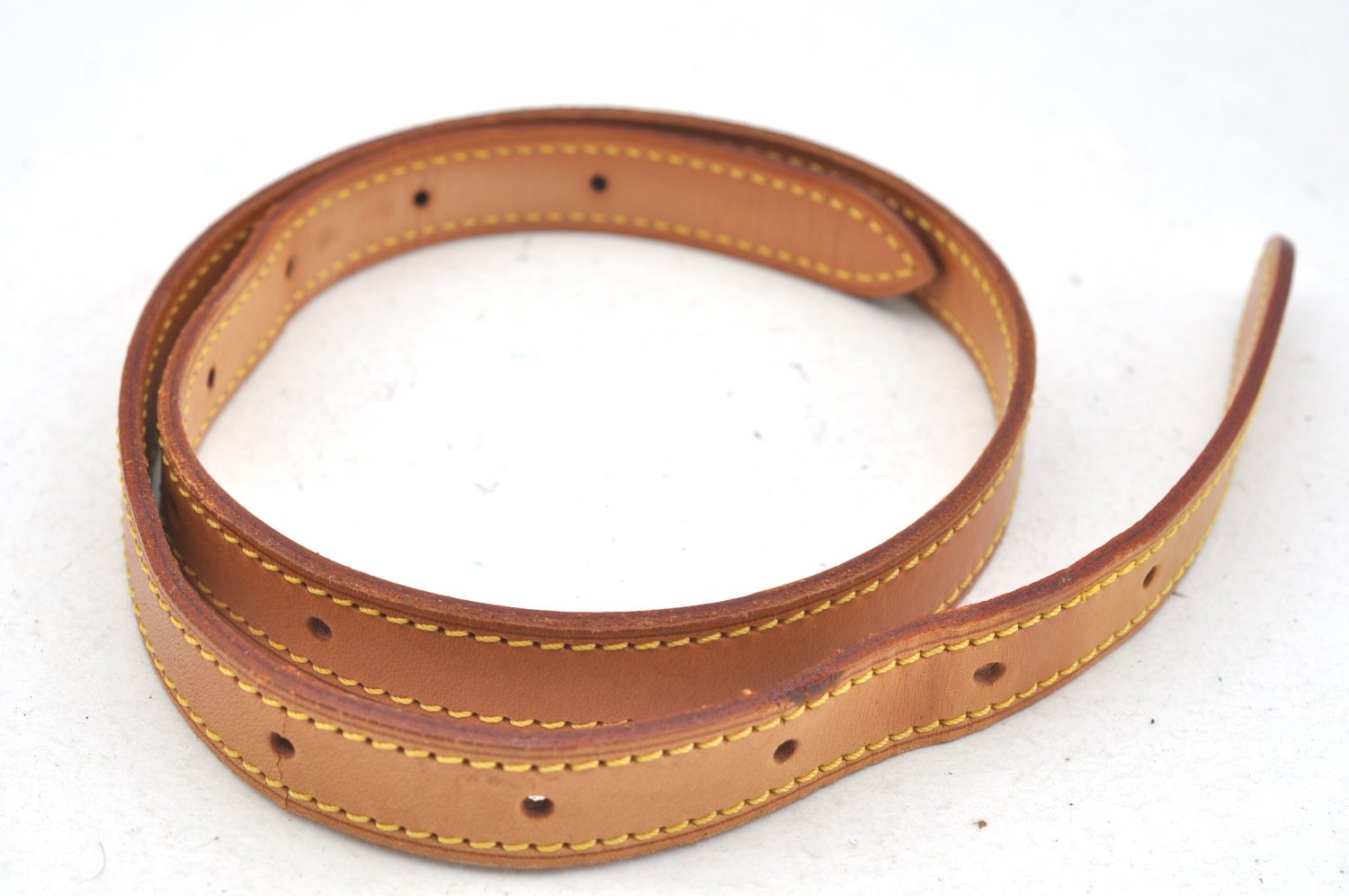 Authentic Louis Vuitton Leather Shoulder Strap For Bucket GM 31.9