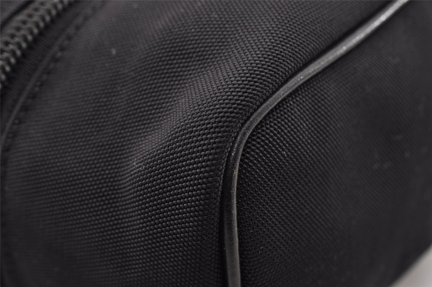 Authentic GUCCI Drawstring Hand Bag Purse Canvas Leather 0391053 Black 2505I