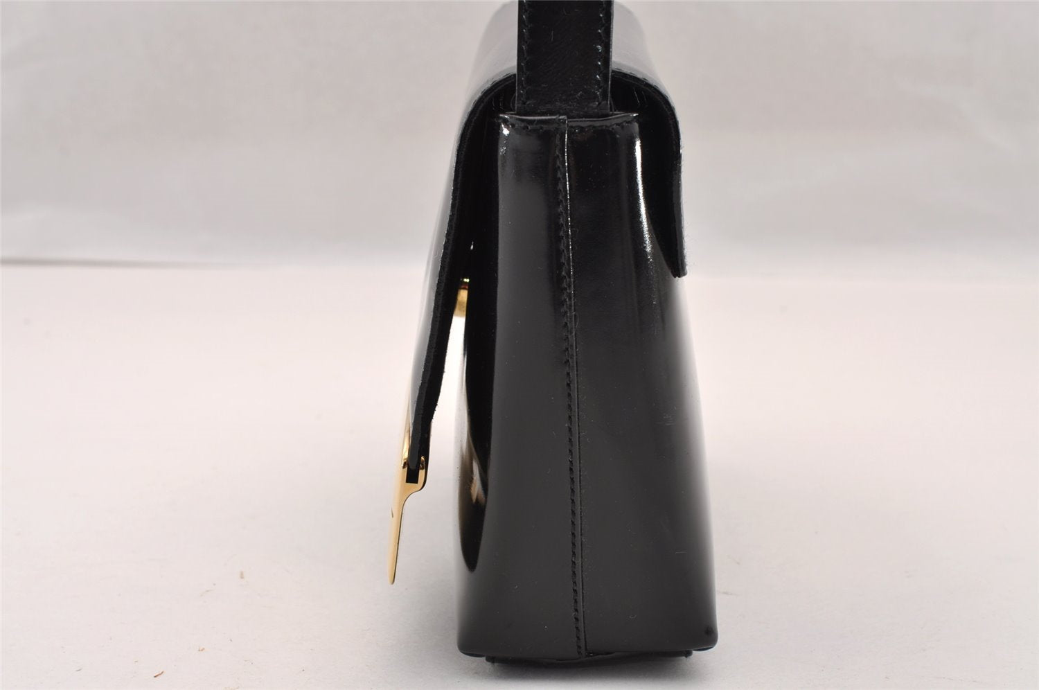 Authentic GUCCI Vintage Shoulder Hand Bag Purse Enamel Black Junk 2509I