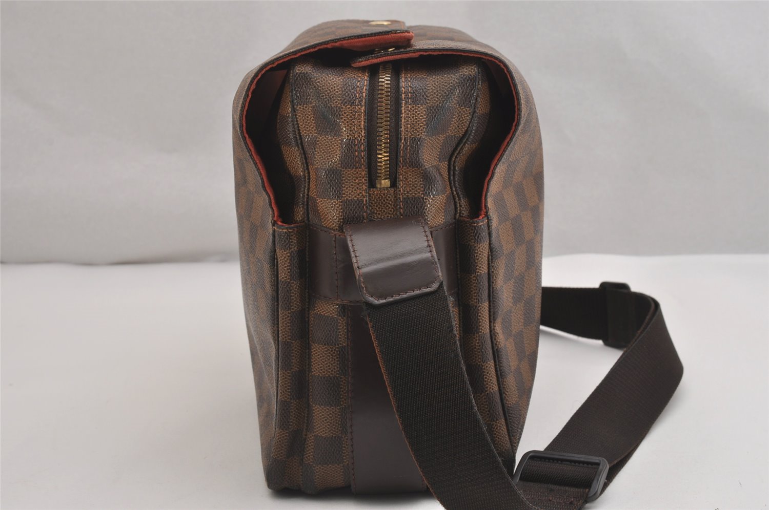 Authentic Louis Vuitton Damier Naviglio Shoulder Cross Body Bag N45255 LV 2511I