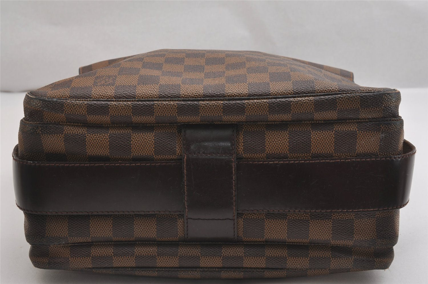 Authentic Louis Vuitton Damier Naviglio Shoulder Cross Body Bag N45255 LV 2511I