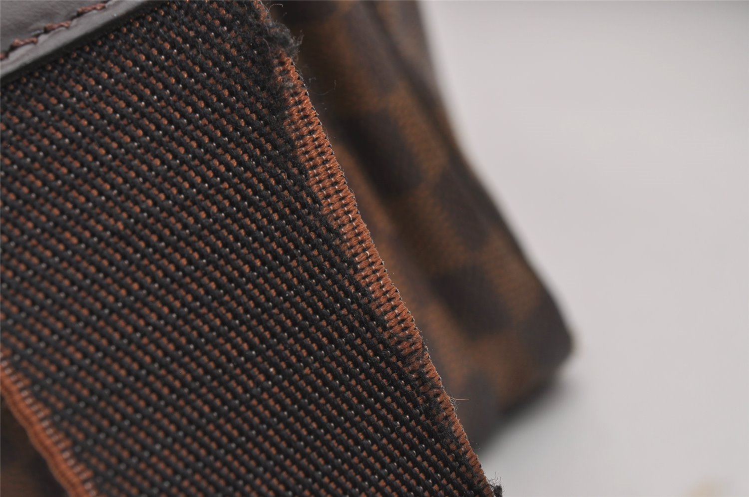 Authentic Louis Vuitton Damier Naviglio Shoulder Cross Body Bag N45255 LV 2511I