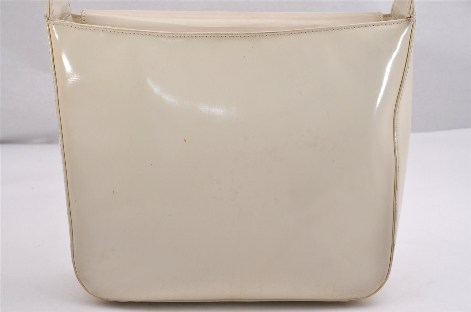Authentic GUCCI Interlocking G Vintage Shoulder Bag Enamel White Junk 2521I