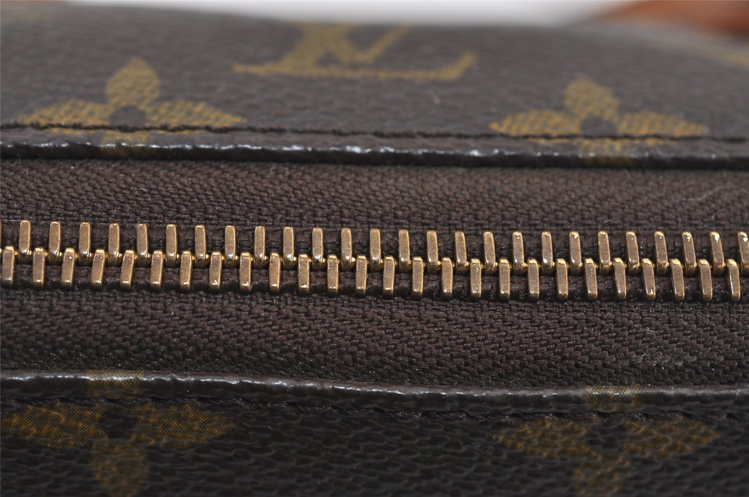 Authentic Louis Vuitton Monogram Sac Trico Hand Bag M51450 LV 2526I