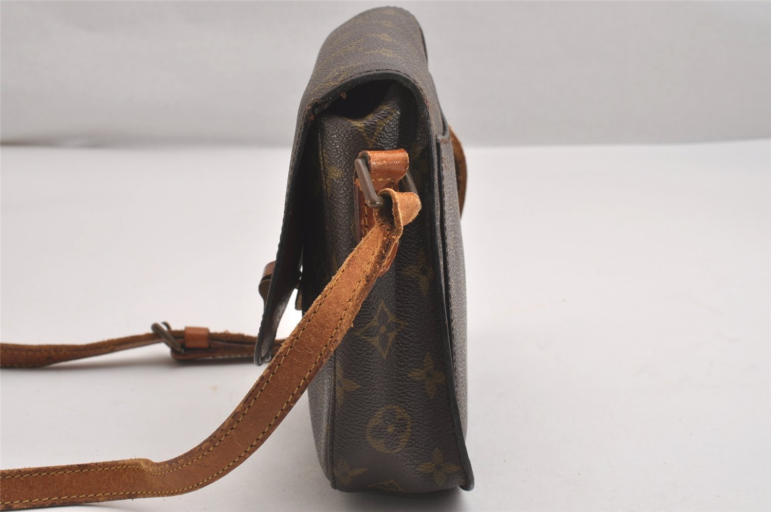 Auth Louis Vuitton Monogram Saint Cloud MM Shoulder Cross Bag Old Model LV 2531I