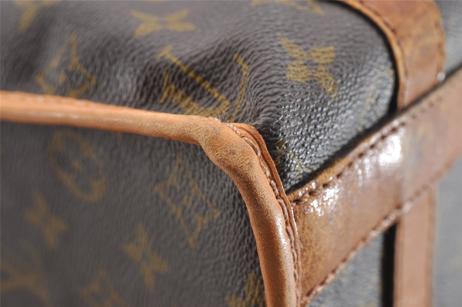 Authentic Louis Vuitton Monogram Sac Chaussures 30 Boston Bag Old Model LV 2535I