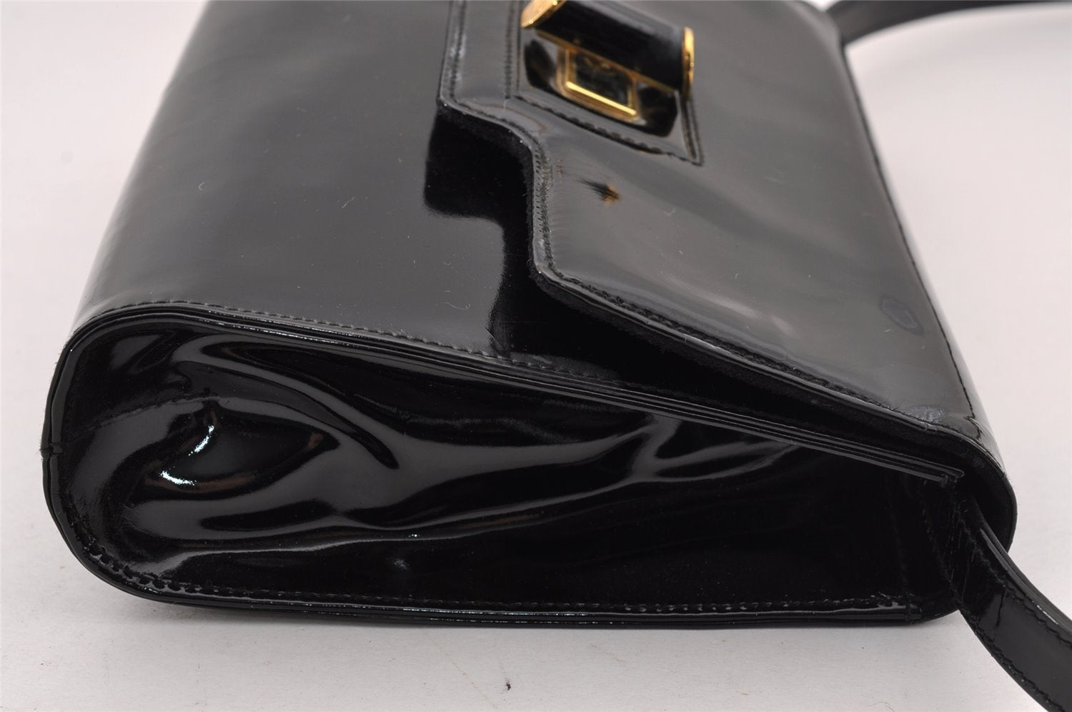 Authentic Vintage GUCCI Shoulder Cross Body Bag Purse Enamel Leather Black 2537I