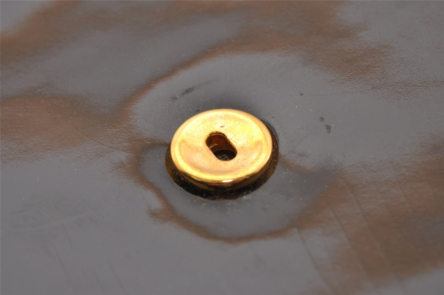 Authentic Vintage GUCCI Shoulder Cross Body Bag Purse Enamel Leather Black 2537I