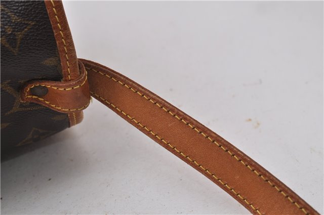 Auth Louis Vuitton Monogram Saumur 30 Shoulder Cross Body Bag M42256 LV 2554D