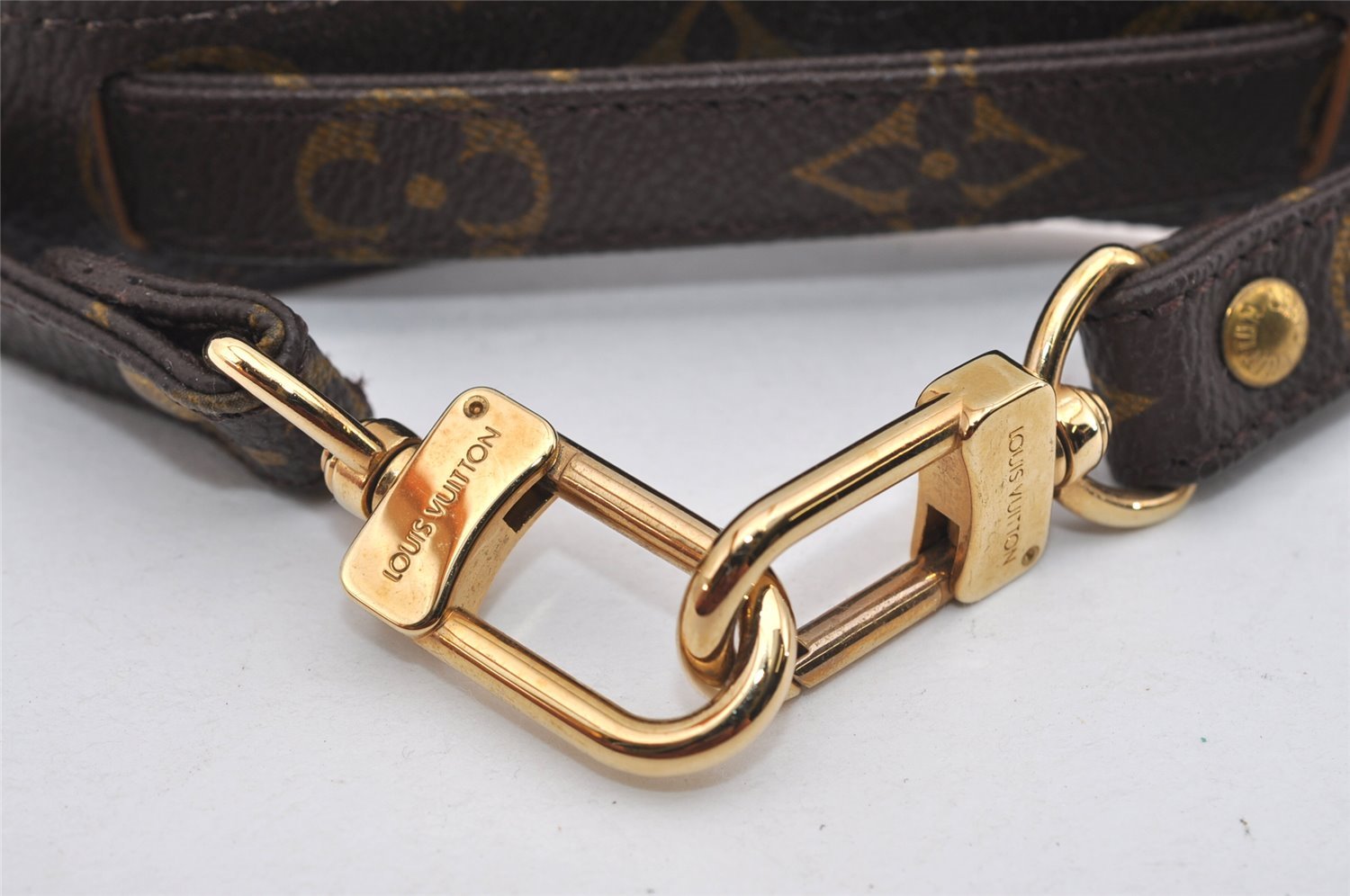 Authentic Louis Vuitton Monogram Shoulder Strap 39