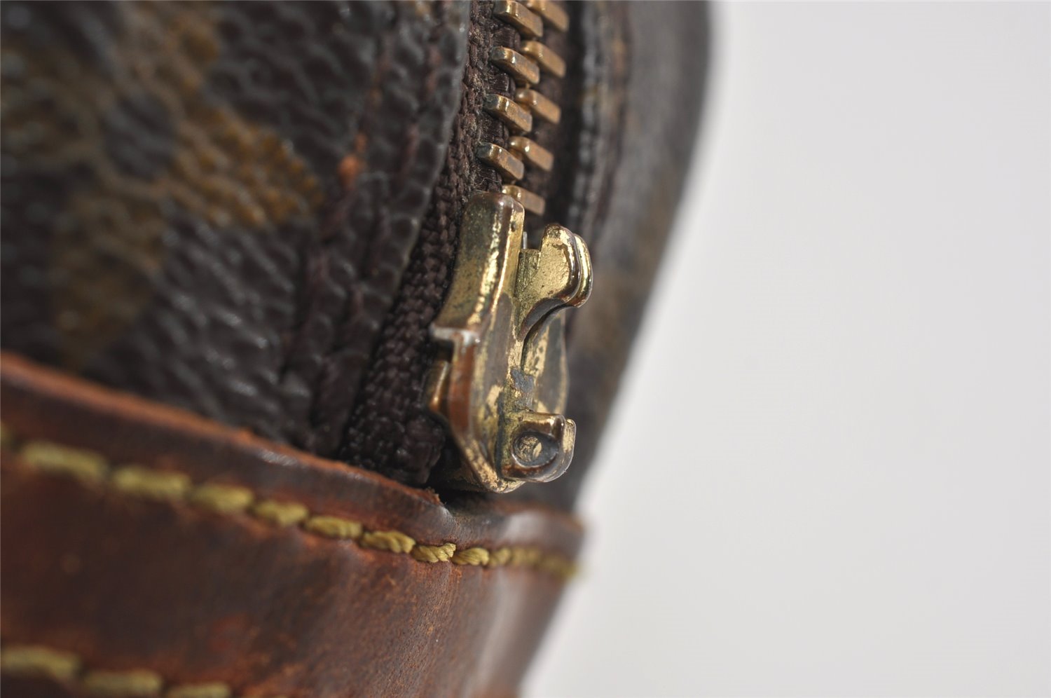 Authentic Louis Vuitton Monogram Compiegne 23 Clutch Hand Bag M51847 Junk 2561I