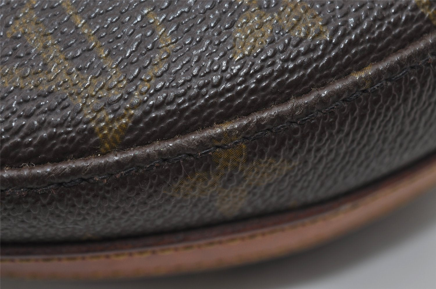 Authentic Louis Vuitton Monogram Chantilly MM Shoulder Cross Bag M51233 LV 2563I