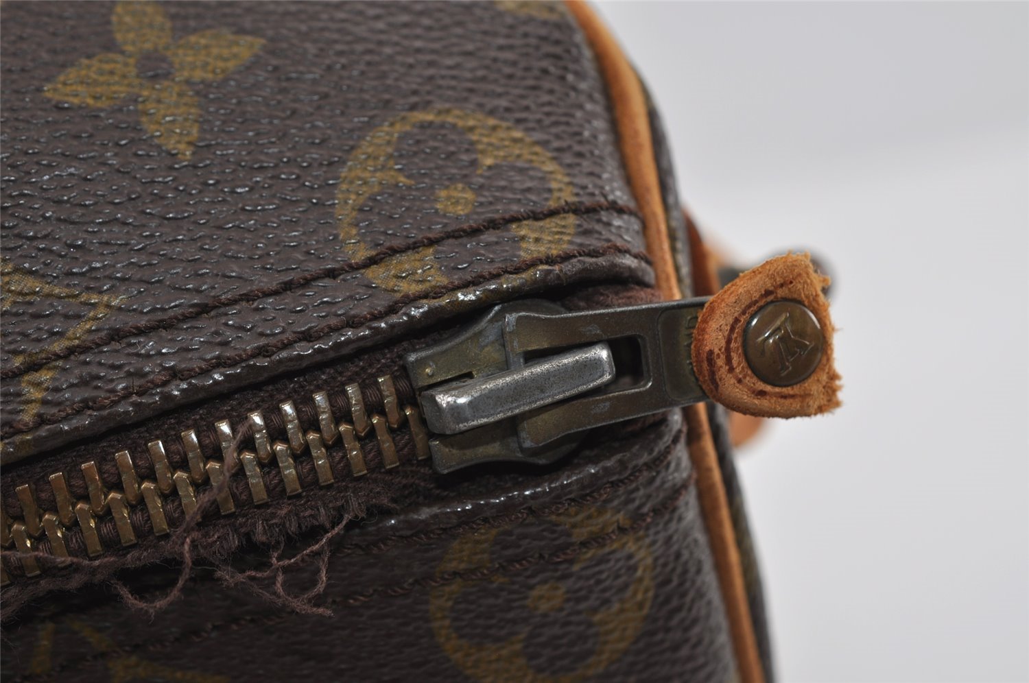 Authentic Louis Vuitton Monogram Keepall 50 Boston Bag Old Model Junk 2564I